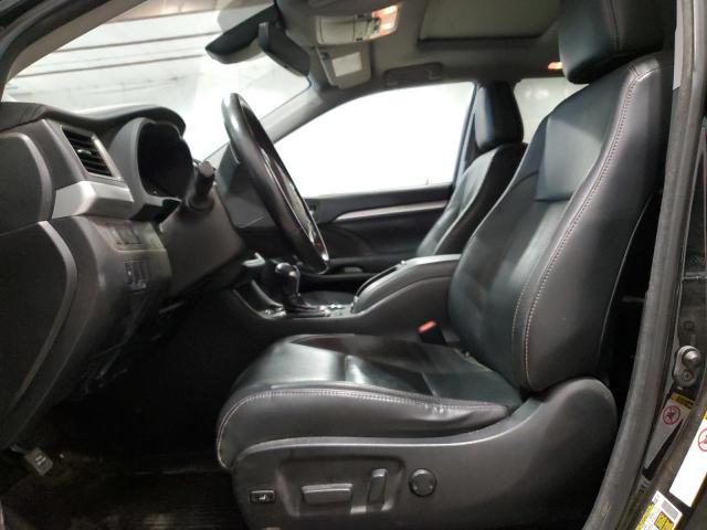 Photo 7 from auction – 2017 TOYOTA HIGHLANDER with VIN 5TDJZRFH4HS448391
