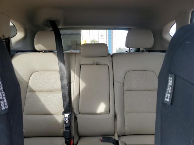 Photo 10 from auction – 2017 HYUNDAI TUCSON LIM with VIN KM8J3CA47HU456446