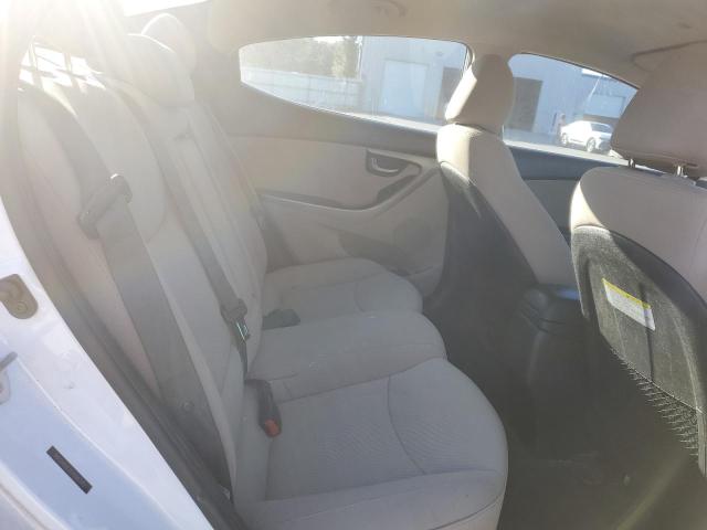 Photo 10 from auction – 2016 HYUNDAI ELANTRA SE with VIN 5NPDH4AE2GH686745