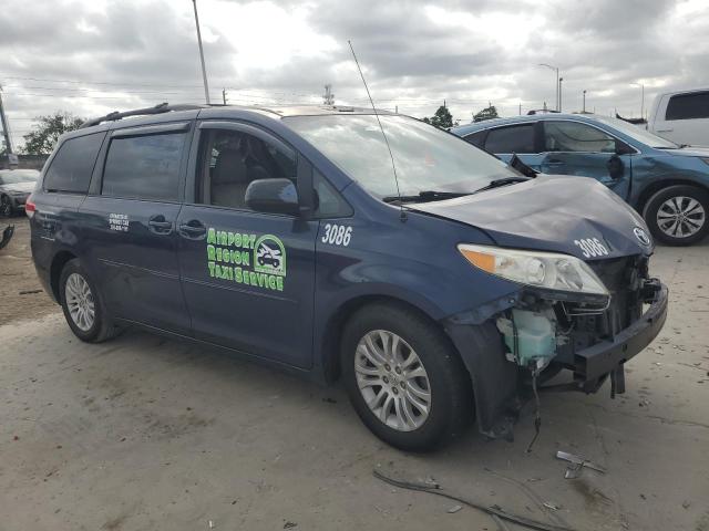 Photo 4 from auction – 2013 TOYOTA SIENNA XLE with VIN 5TDYK3DC3DS363852