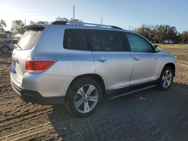 Photo 3 from auction – 2011 TOYOTA HIGHLANDER with VIN 5TDYK3EH9BS047010