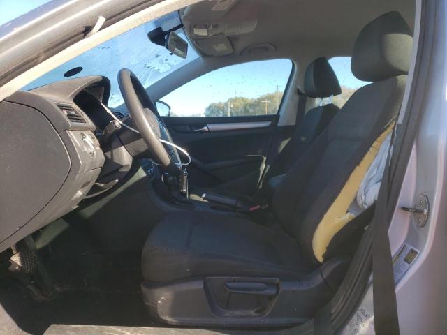 Photo 7 from auction – 2012 VOLKSWAGEN PASSAT S with VIN 1VWAP7A37CC015080