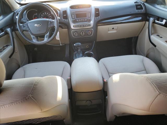 Photo 8 from auction – 2015 KIA SORENTO LX with VIN 5XYKTCA64FG552169