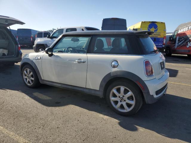 Photo 2 from auction – 2008 MINI COOPER S with VIN WMWMF73528TV32535