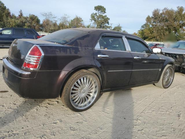 Photo 3 from auction – 2005 CHRYSLER 300C with VIN 2C3AA63H15H119009