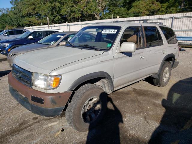 TOYOTA 4RUNNER SR 1998 with VIN JT3GN86R2W0069841 - Photo from auction