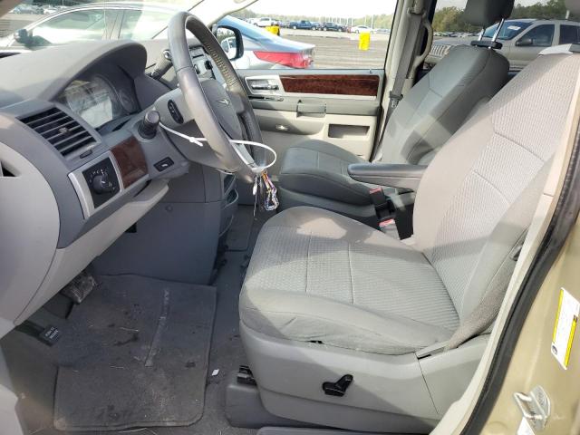 Photo 7 from auction – 2010 CHRYSLER TOWN & COU with VIN 2A4RR5D19AR300361