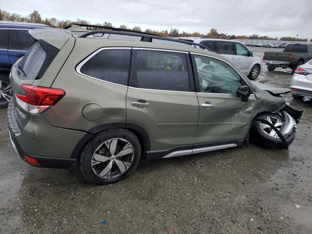 Photo 3 from auction – 2019 SUBARU FORESTER T with VIN JF2SKAWC6KH506903