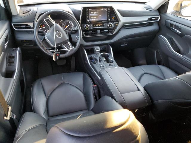 Photo 8 from auction – 2022 TOYOTA HIGHLANDER with VIN 5TDGZRBH0NS590832