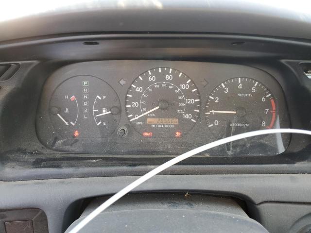 Photo 9 from auction – 2001 TOYOTA CAMRY LE with VIN 4T1BF28K51U965855