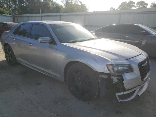 Photo 4 from auction – 2018 CHRYSLER 300 S with VIN 2C3CCABG4JH243705