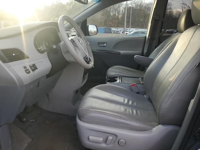 Photo 7 from auction – 2014 TOYOTA SIENNA XLE with VIN 5TDYK3DCXES418248