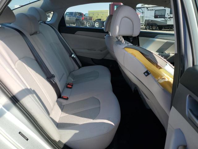 Photo 10 from auction – 2016 HYUNDAI SONATA SE with VIN 5NPE24AF3GH360886