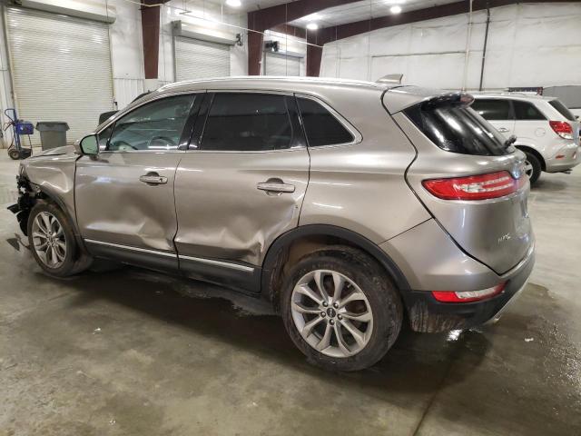 Photo 2 from auction – 2017 LINCOLN MKC SELECT with VIN 5LMCJ2D90HUL20429