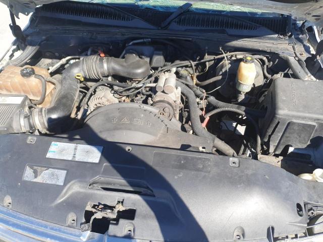 Photo 11 from auction – 2002 CHEVROLET SILVERADO with VIN 2GCEC19W721227753