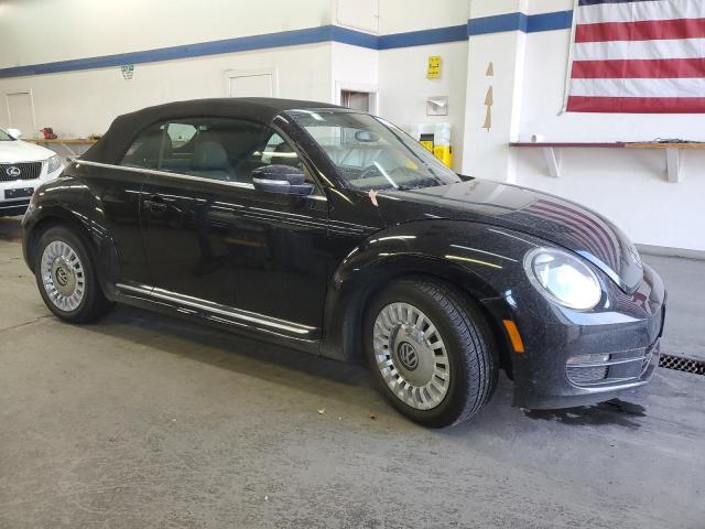 Photo 4 from auction – 2013 VOLKSWAGEN BEETLE with VIN 3VW5P7AT4DM812839