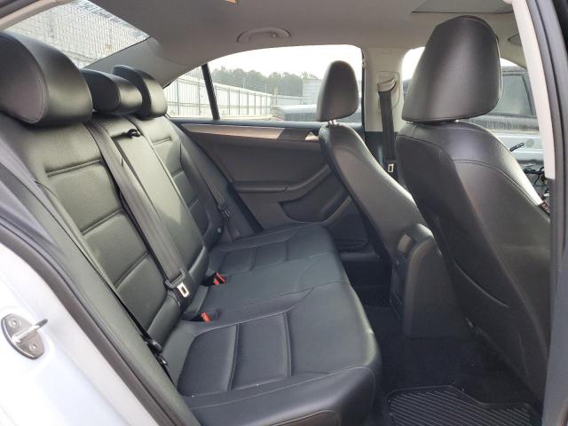 Photo 10 from auction – 2017 VOLKSWAGEN JETTA SE with VIN 3VWDB7AJ4HM312839