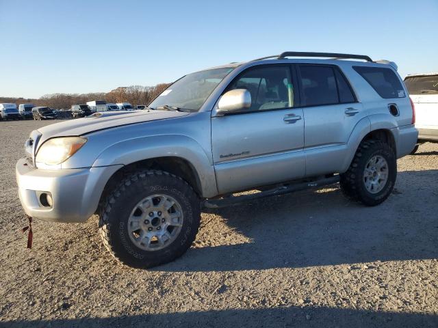 TOYOTA 4RUNNER SR 2006 with VIN JTEBU14RX68067691 - Photo from auction