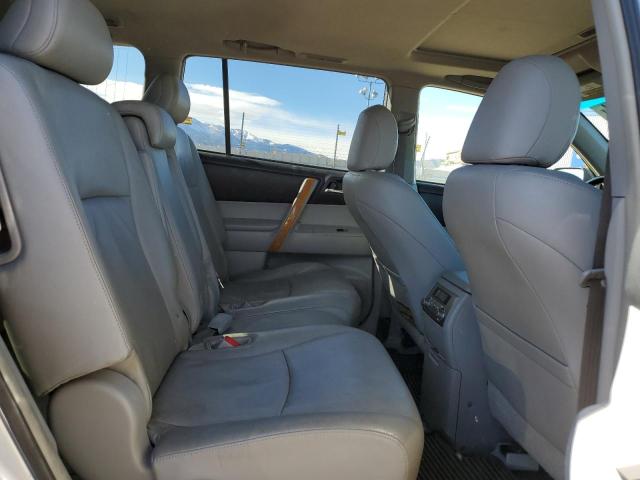 Photo 11 from auction – 2008 TOYOTA HIGHLANDER with VIN JTEEW44A282008076