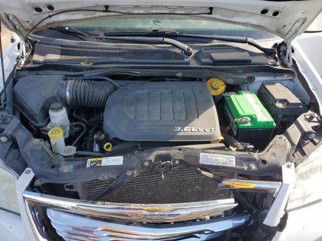 Photo 12 from auction – 2014 CHRYSLER TOWN & COU with VIN 2C4RC1BG9ER357706