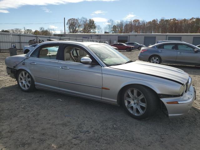 Photo 4 from auction – 2004 JAGUAR VANDENPLAS with VIN SAJWA74C94SG23829