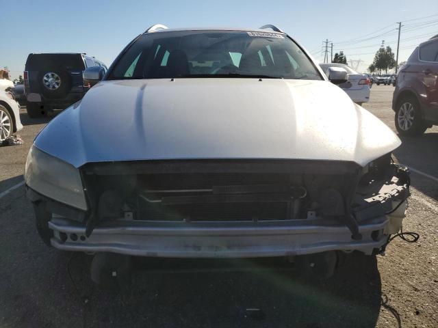 Photo 5 from auction – 2010 VOLVO V70 3.2 with VIN YV1982BW7A1154580
