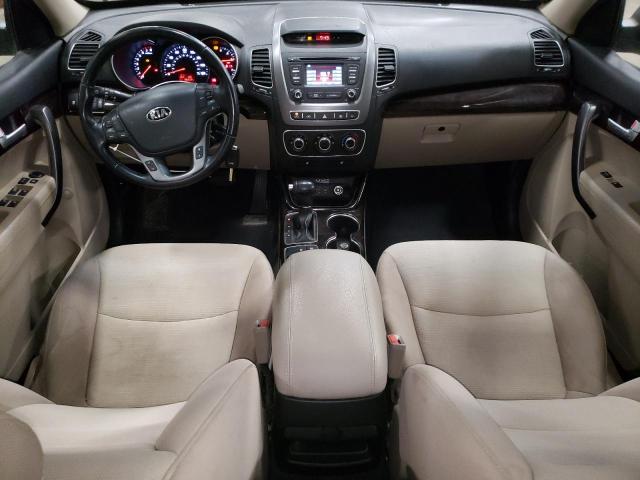 Photo 8 from auction – 2015 KIA SORENTO LX with VIN 5XYKTCA66FG573458