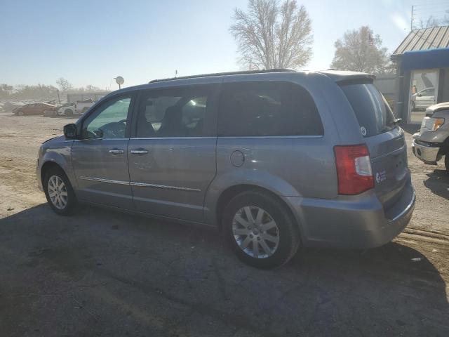 Photo 2 from auction – 2015 CHRYSLER TOWN & COU with VIN 2C4RC1BG1FR677443