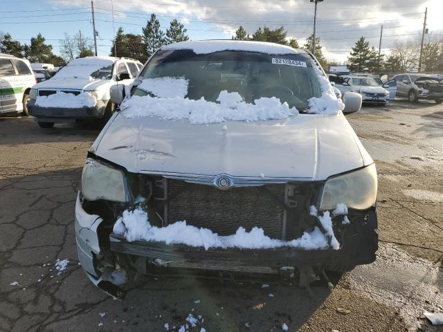 Photo 5 from auction – 2010 CHRYSLER TOWN & COU with VIN 2A4RR5DX0AR345645