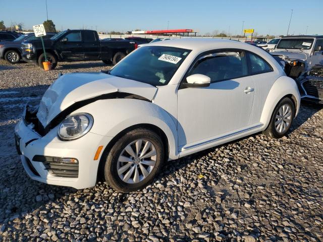 VOLKSWAGEN BEETLE S 2019 with VIN 3VWFD7AT7KM706430 - Photo from auction
