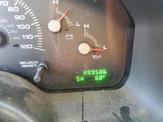 Zdjęcie 9 z aukcji – 2004 FORD EXPEDITION z VIN 1FMPU15L74LB12953