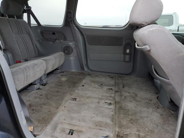Photo 10 from auction – 2003 TOYOTA SIENNA LE with VIN 4T3ZF13C33U526382