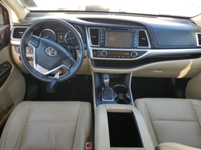 Photo 8 from auction – 2017 TOYOTA HIGHLANDER with VIN 5TDKZRFH9HS520111