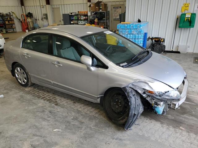 Photo 4 from auction – 2010 HONDA CIVIC LX with VIN 19XFA1F51AE067313