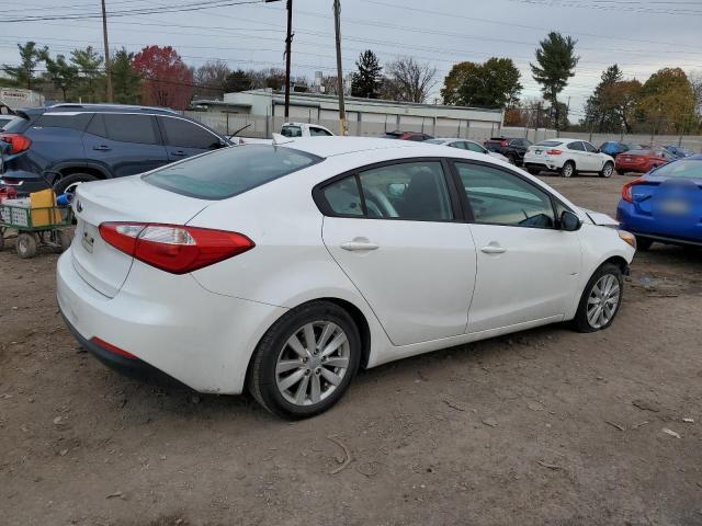 Photo 3 from auction – 2016 KIA FORTE LX with VIN KNAFX4A6XG5576138