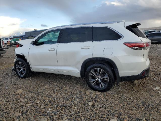 Photo 2 from auction – 2016 TOYOTA HIGHLANDER with VIN 5TDJKRFH7GS269796