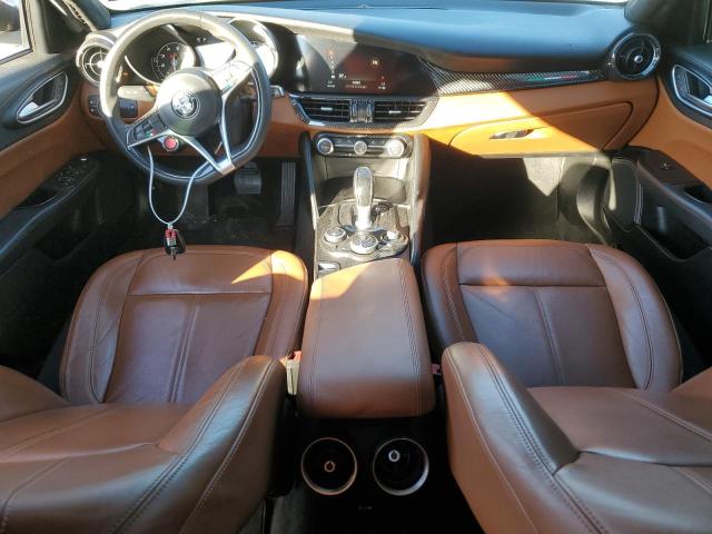 Photo 8 from auction – 2017 ALFA ROMEO GIULIA with VIN ZARFAEBN3H7555627