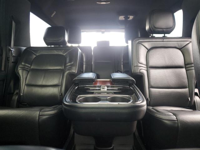 Photo 10 from auction – 2019 LINCOLN NAVIGATOR with VIN 5LMJJ3LT4KEL10417