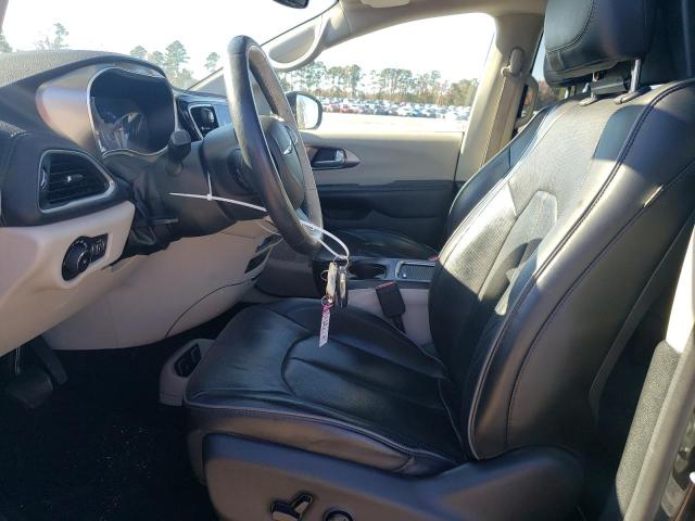 Photo 7 from auction – 2017 CHRYSLER PACIFICA L with VIN 2C4RC1GG5HR670037