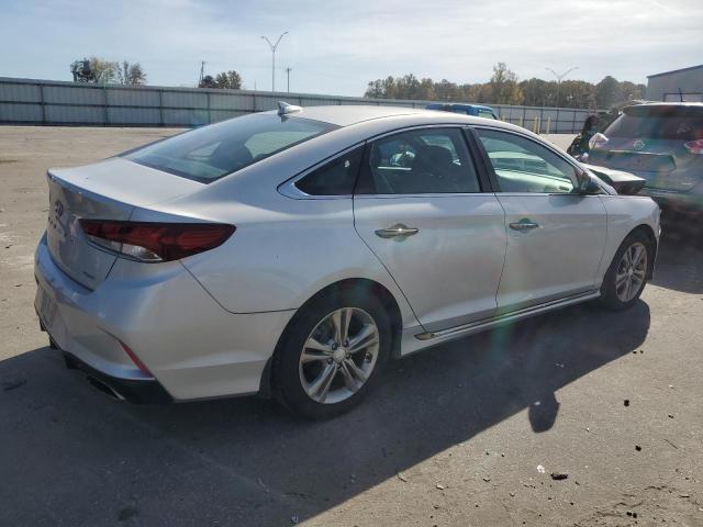 Photo 3 from auction – 2019 HYUNDAI SONATA LIM with VIN 5NPE34AF3KH808257