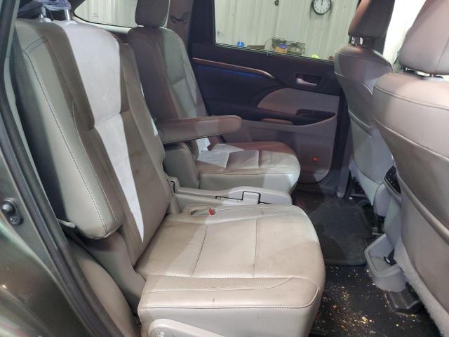 Photo 11 from auction – 2016 TOYOTA HIGHLANDER with VIN 5TDDKRFH4GS276184