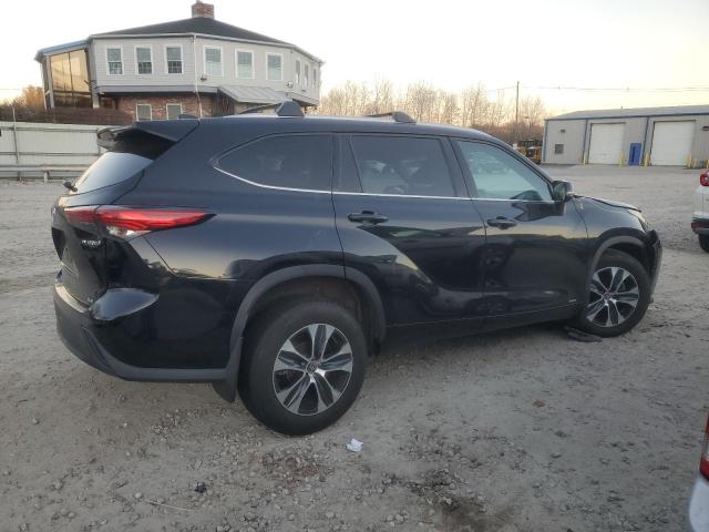Photo 3 from auction – 2022 TOYOTA HIGHLANDER with VIN 5TDHBRCH1NS550220