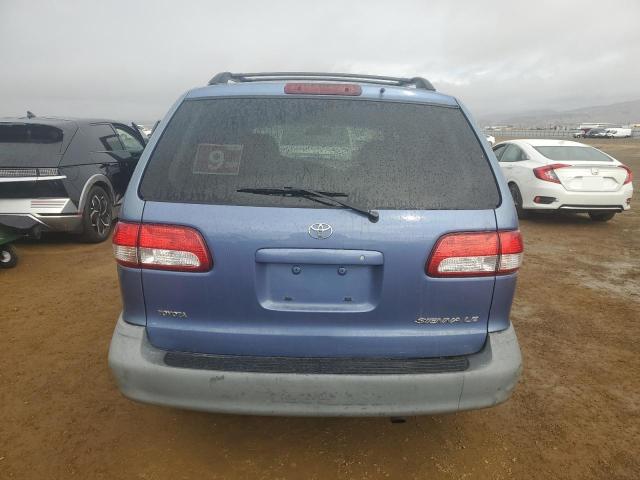 Photo 6 from auction – 2002 TOYOTA SIENNA LE with VIN 4T3ZF13C82U502111