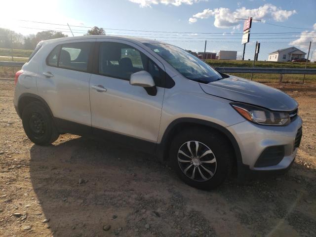 Photo 4 from auction – 2017 CHEVROLET TRAX LS with VIN KL7CJKSB0HB211474