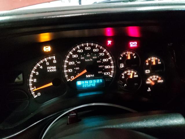 Photo 9 from auction – 2000 CHEVROLET SILVERADO with VIN 1GCEK14W0YZ202333
