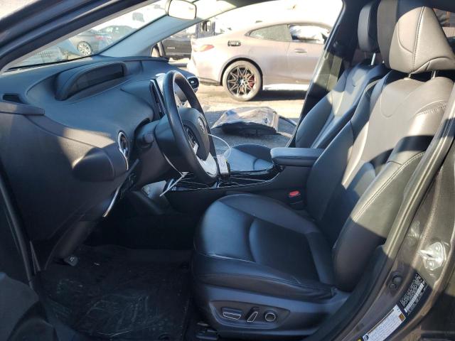 Photo 7 from auction – 2018 TOYOTA PRIUS PRIM with VIN JTDKARFP5J3082726