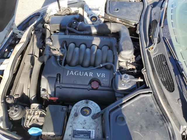 Photo 11 from auction – 2000 JAGUAR XK8 with VIN SAJJA42C3YNA01498