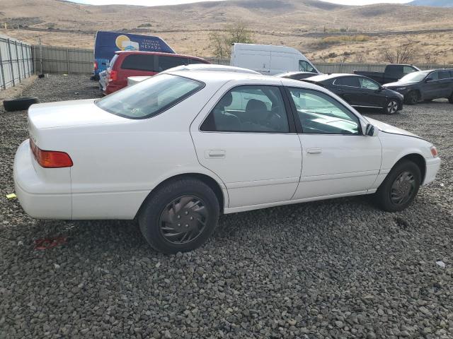 Photo 3 from auction – 2001 TOYOTA CAMRY CE with VIN 4T1BG22K81U828043