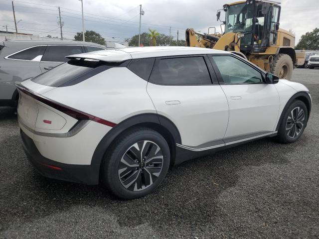Photo 3 from auction – 2024 KIA EV6 LIGHT with VIN KNDC3DLC0R5209739