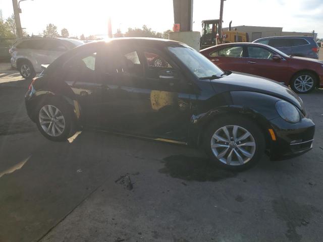 Photo 4 from auction – 2014 VOLKSWAGEN BEETLE with VIN 3VWRL7AT7EM665169